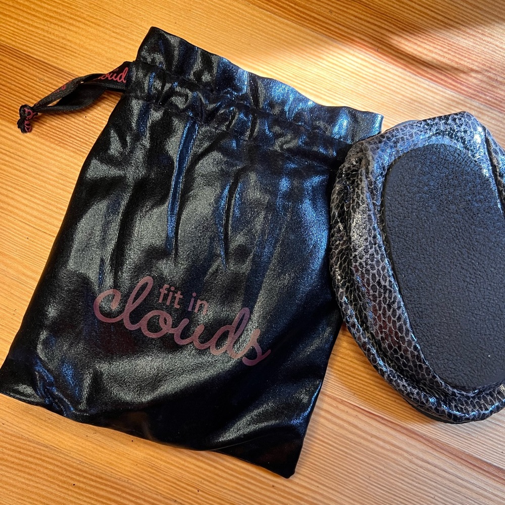 Folding Travel Shoes w Bag